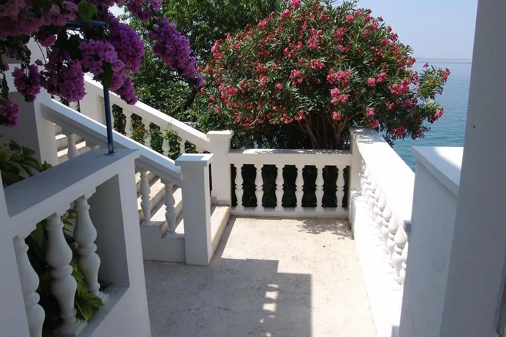 Apartments Jukic Starigrad Paklenica
