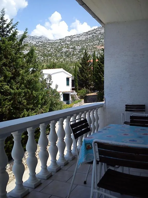 Apartments Jukic Starigrad Paklenica Croatia